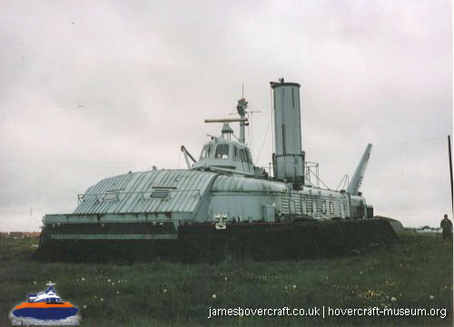 BH7 being moved to The Hovercraft Museum -  (credit: The <a href='http://www.hovercraft-museum.org/' target='_blank'>Hovercraft Museum Trust</a>).